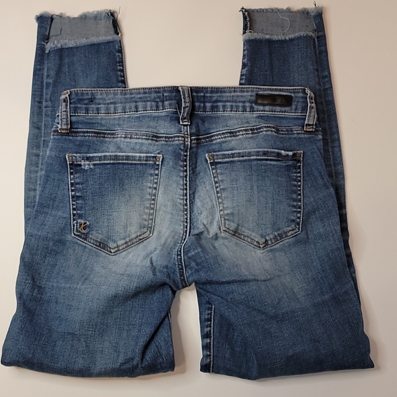 Kut From the Kloth Distress Capri - Picture 4 of 9